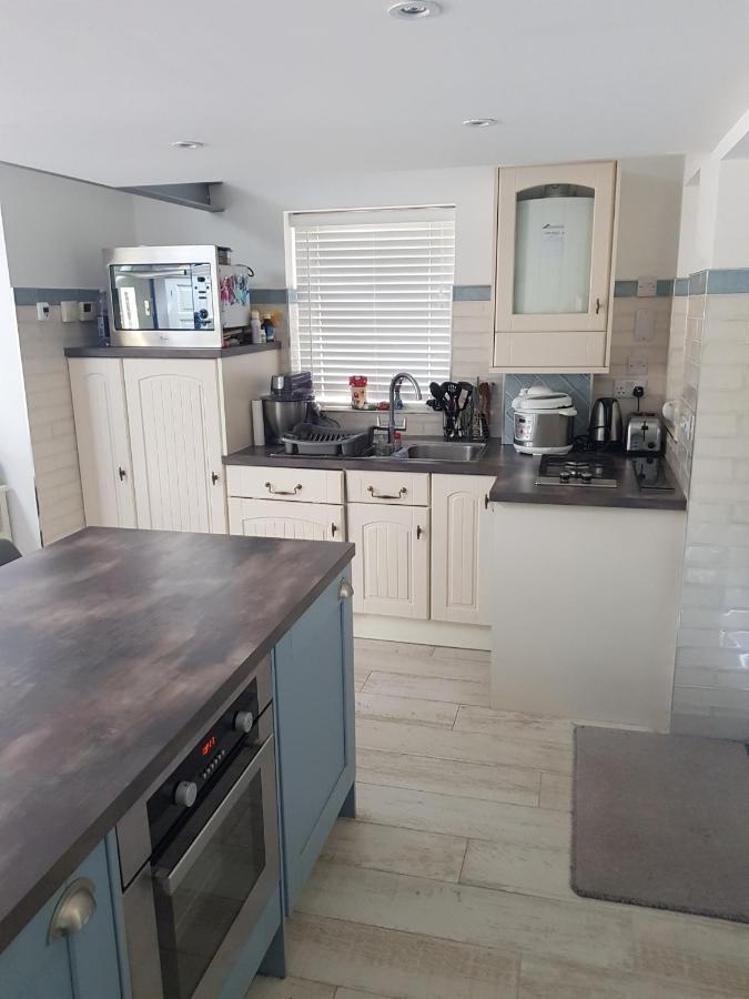 Apartment Modern Studio In Plympton *